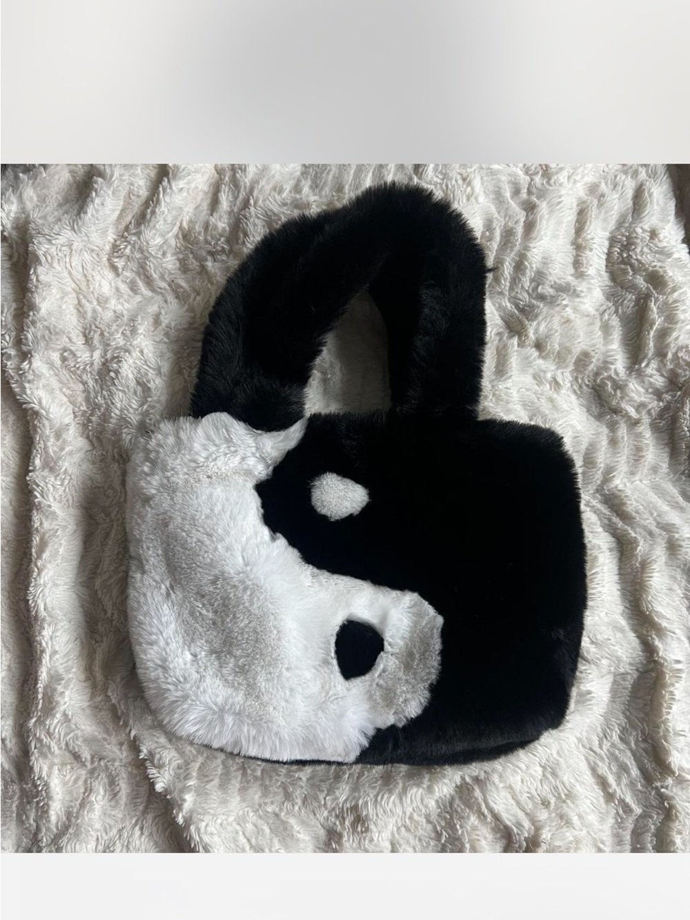 Yin Yang Faux Fur Tote Bag - Black & White